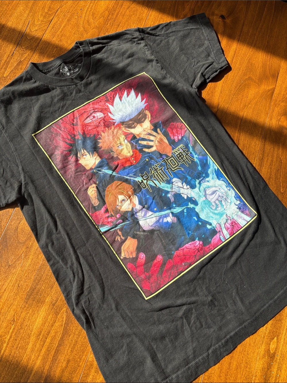 Anime Graphic T-Shirt with Multicolor Jujutsu Kaisen Print